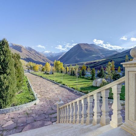 Mountain View Hot Spring Resort 비슈케크 외부 사진