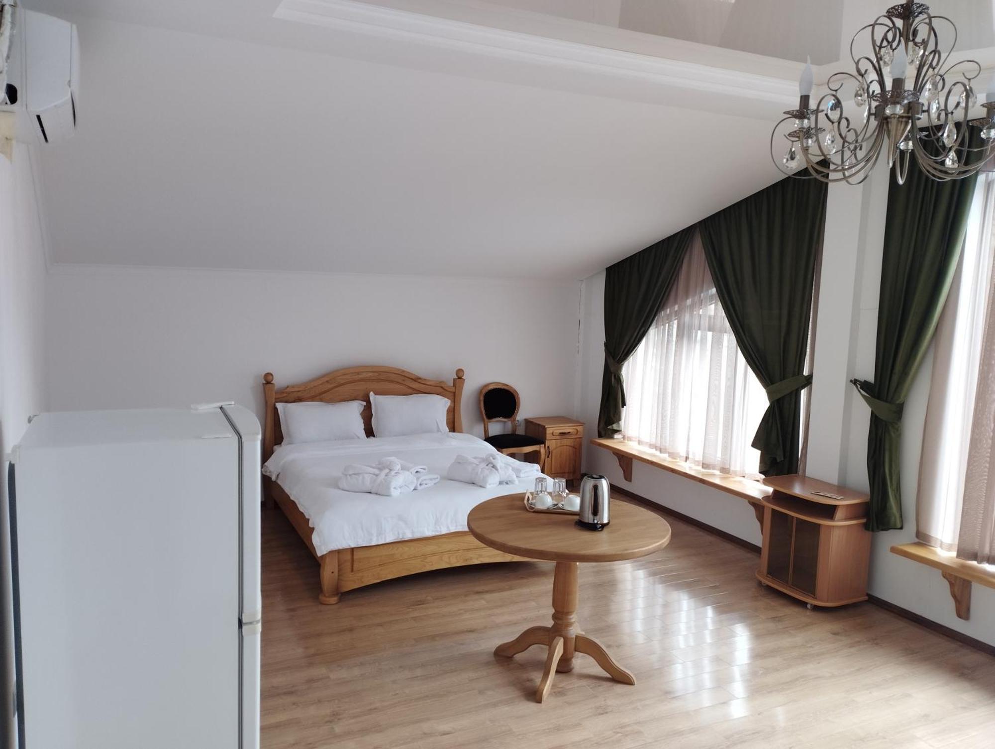 Mountain View Hot Spring Resort 비슈케크 외부 사진