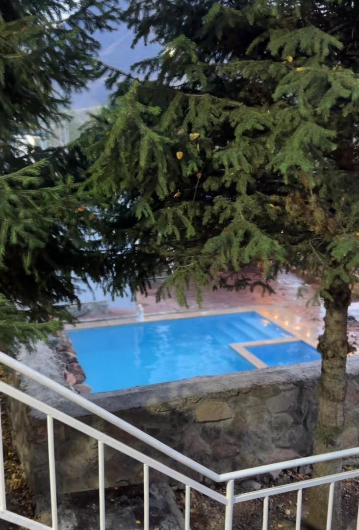 Mountain View Hot Spring Resort 비슈케크 외부 사진